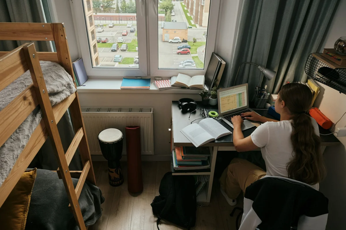 The Ultimate Dorm Room Setup Guide: How to Make a Tiny Space Feel Like Home